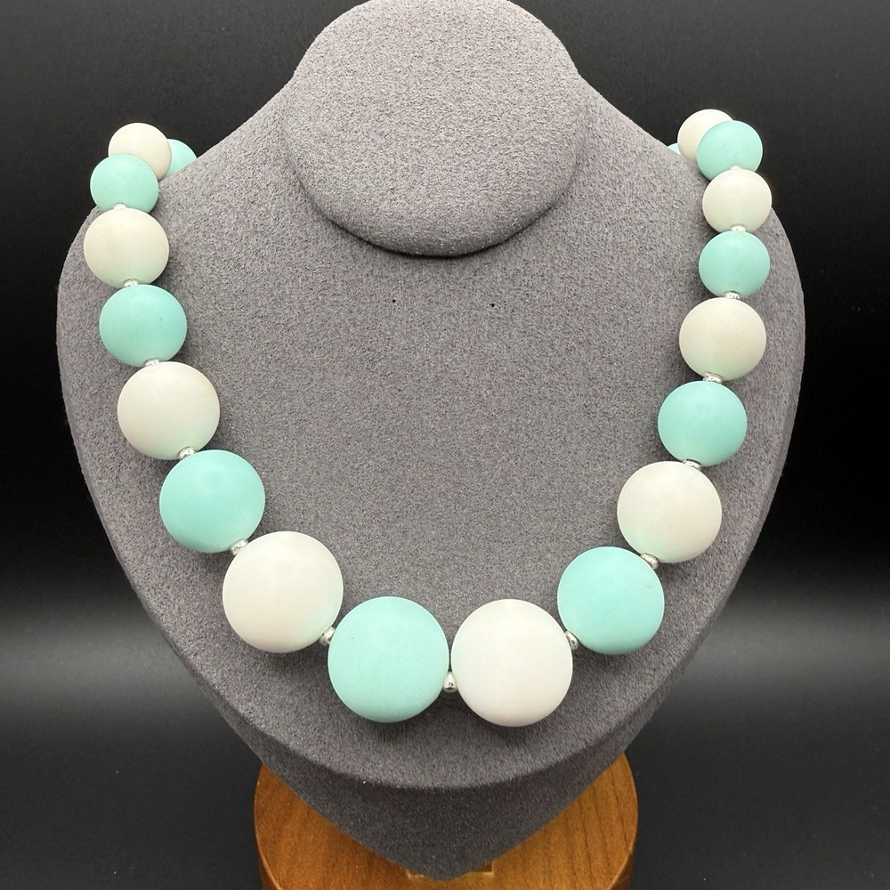 Vintage Graduated Lucite Bead Necklace Soft Turquoise & Matte White Chunky Retro